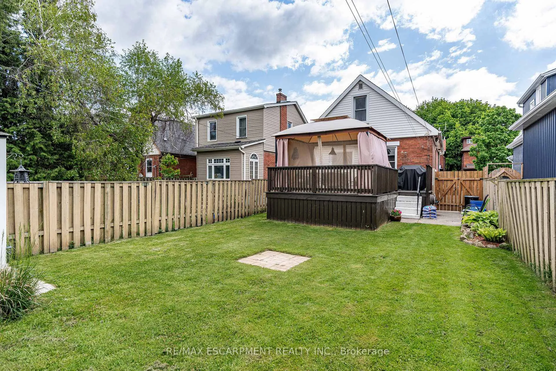 Photo 44 of 86 Graham Avenue S, Hamilton, Delta — HOMEH