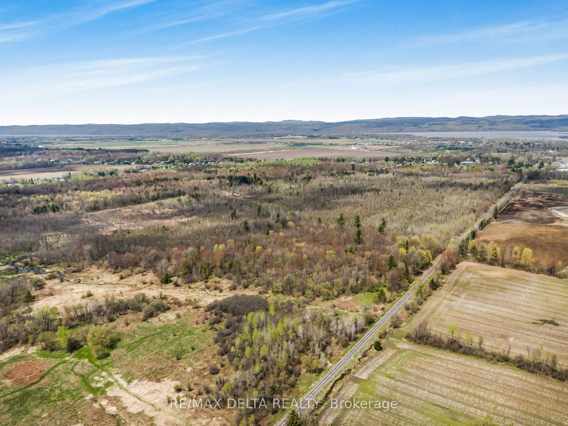 Photo 10 of 00 Greenlane Rd Acres, Champlain, Champlain Twp — HOMEH