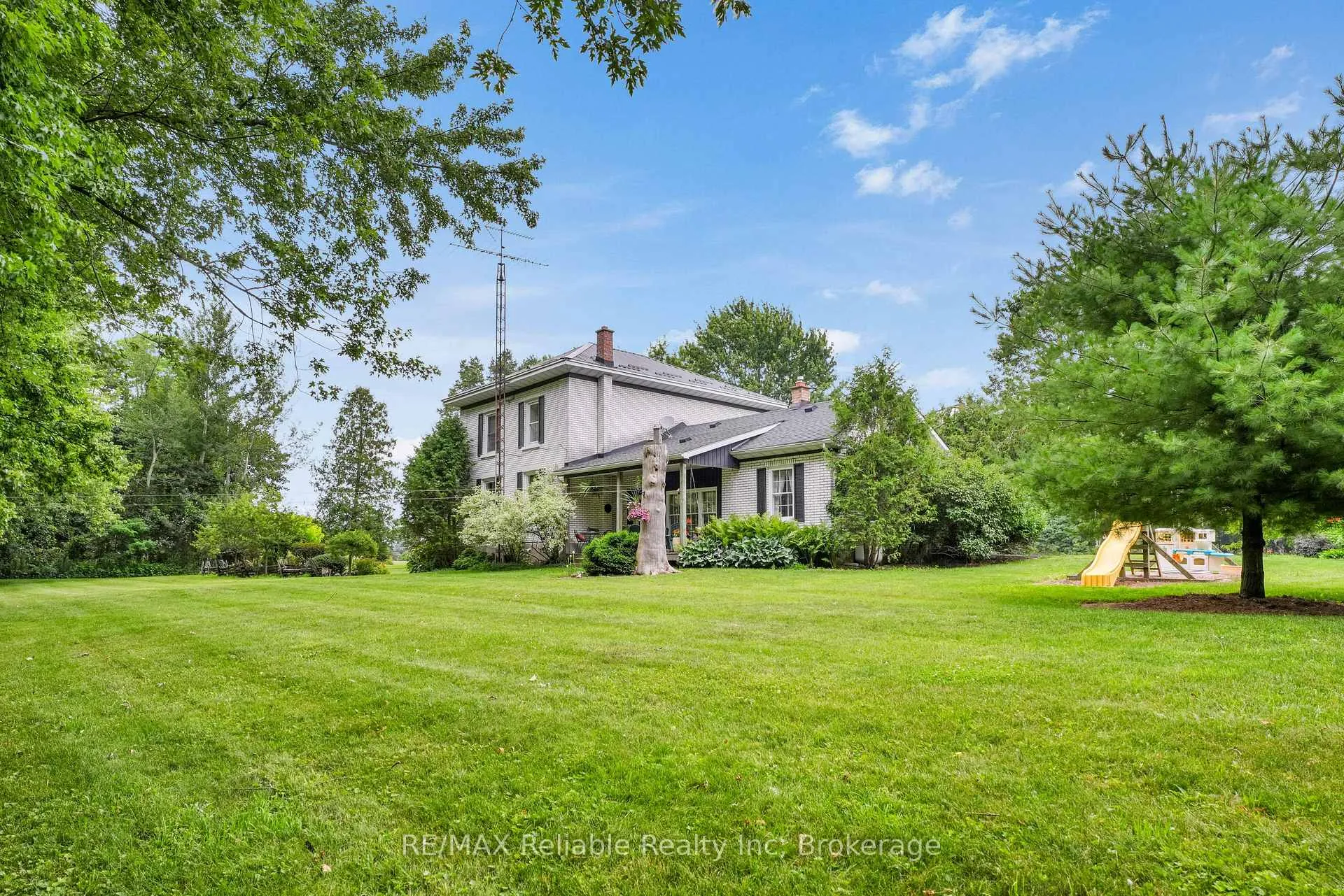 Photo 4 of 41541 Huron Road, Huron East, Seaforth — HOMEH