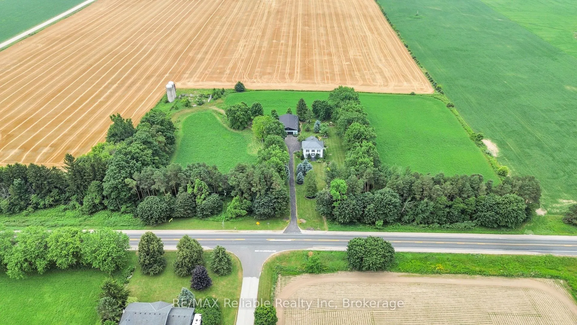 Photo 41 of 41541 Huron Road, Huron East, Seaforth — HOMEH
