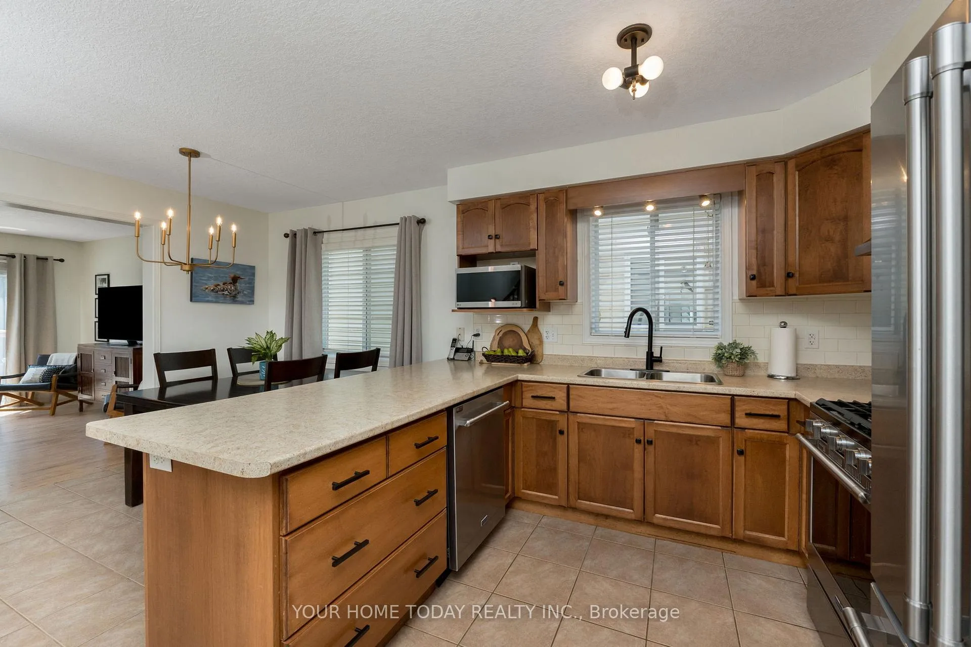 Photo 8 of 178 Severn Drive, Guelph, Grange Road — HOMEH