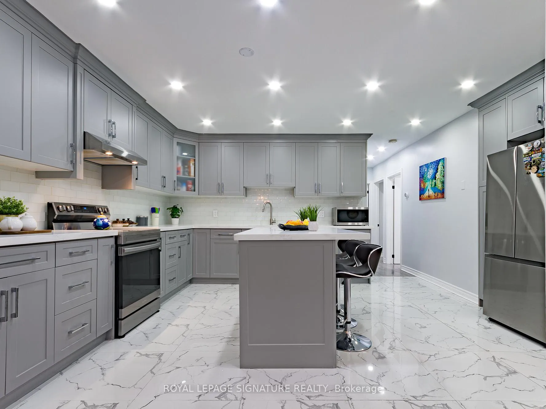 Photo 1 of 66 Niagara Road, Kitchener — HOMEH