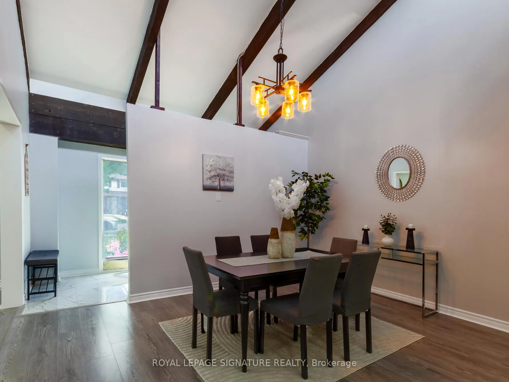 Photo 9 of 66 Niagara Road, Kitchener — HOMEH