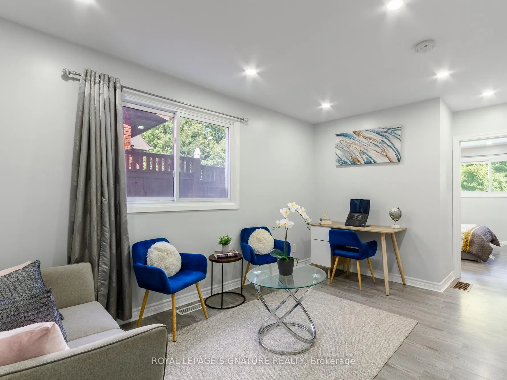 Photo 11 of 66 Niagara Road, Kitchener — HOMEH