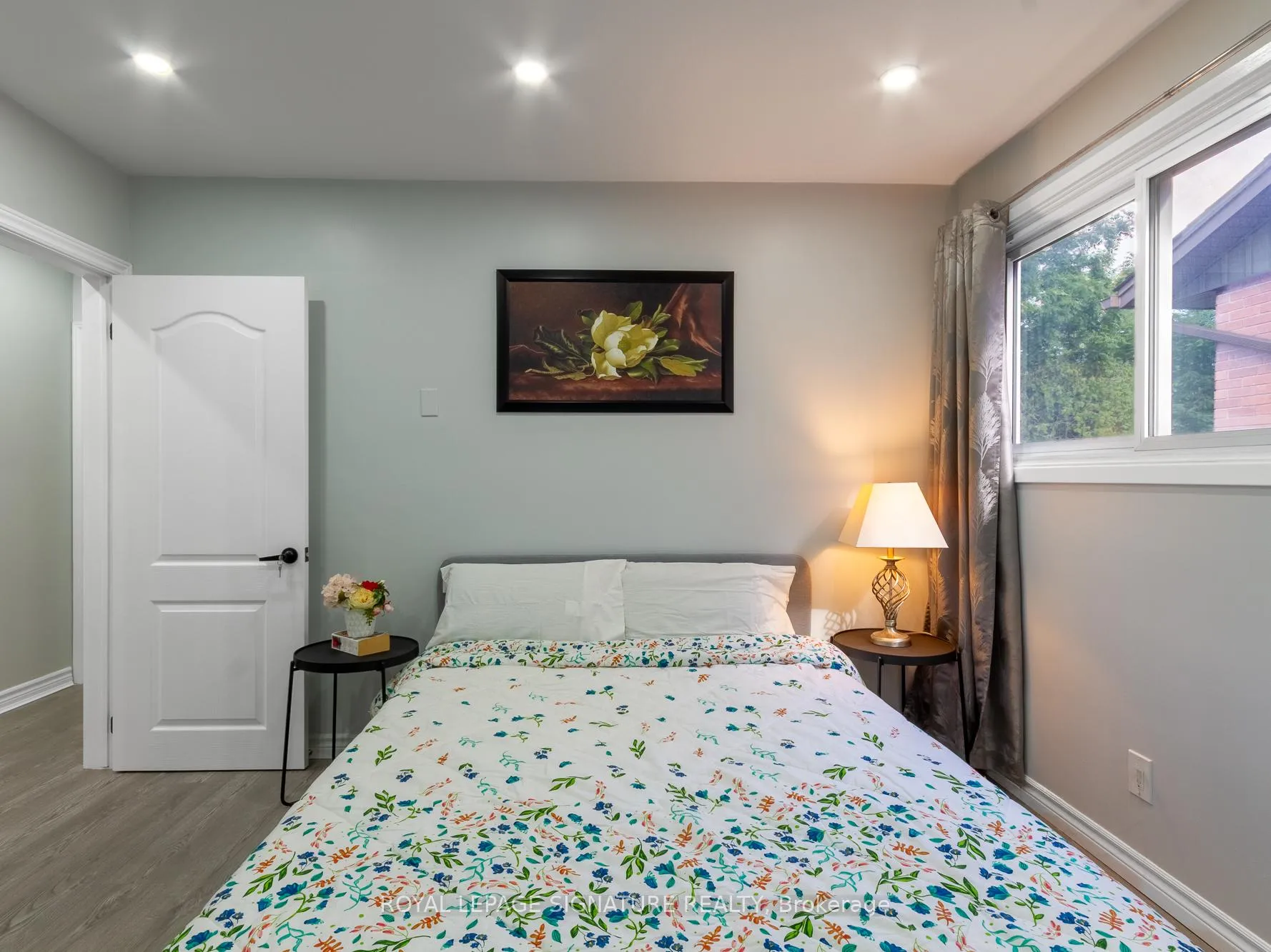 Photo 23 of 66 Niagara Road, Kitchener — HOMEH