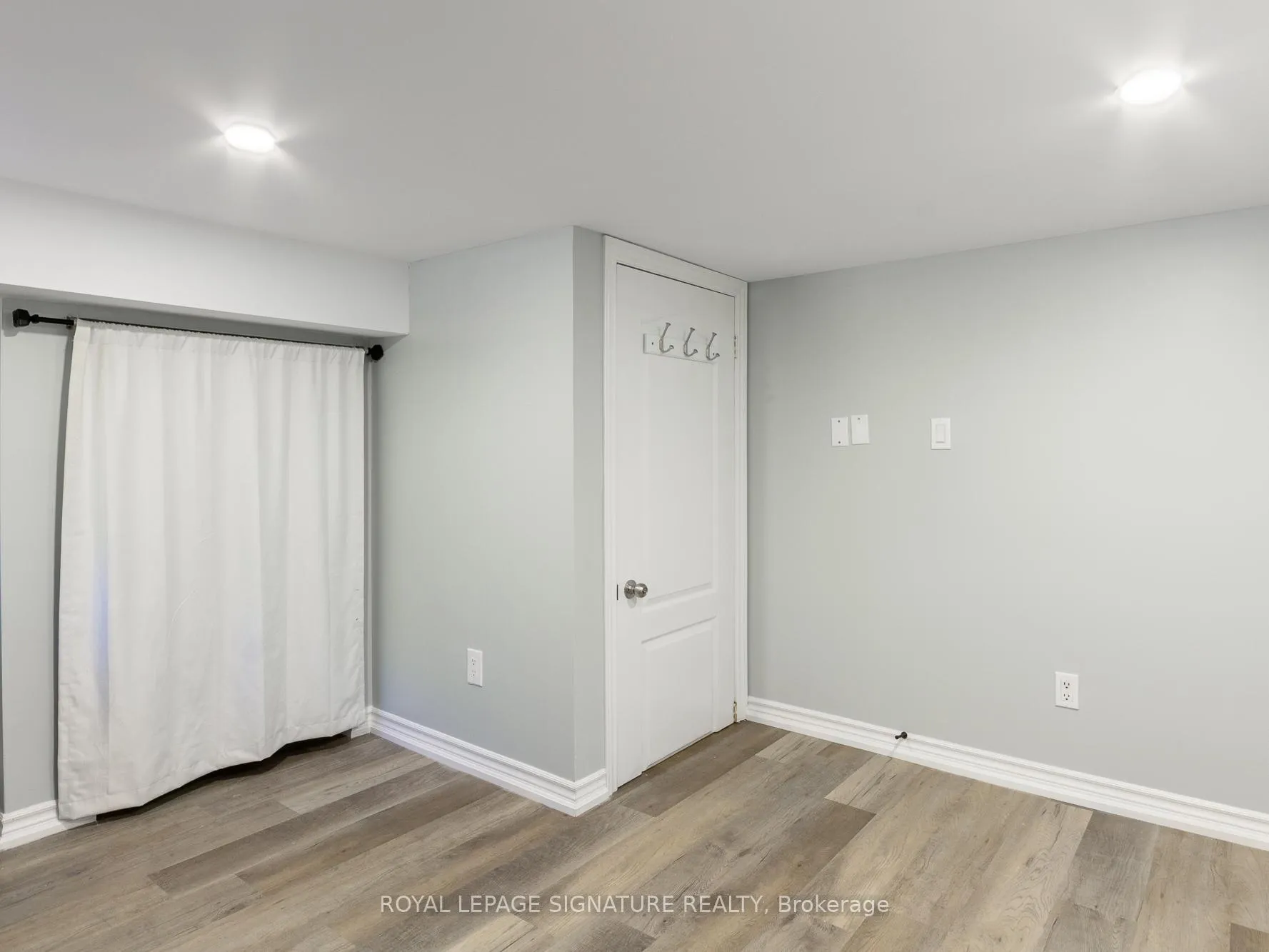 Photo 37 of 66 Niagara Road, Kitchener — HOMEH