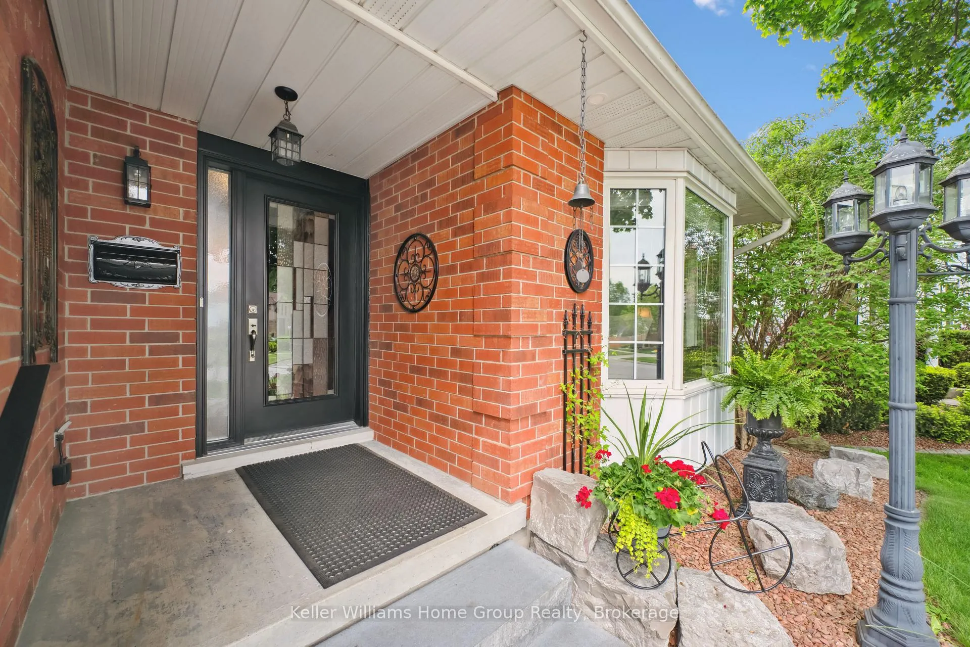 Photo 6 of 111 Woodborough Road, Guelph, Kortright West — HOMEH