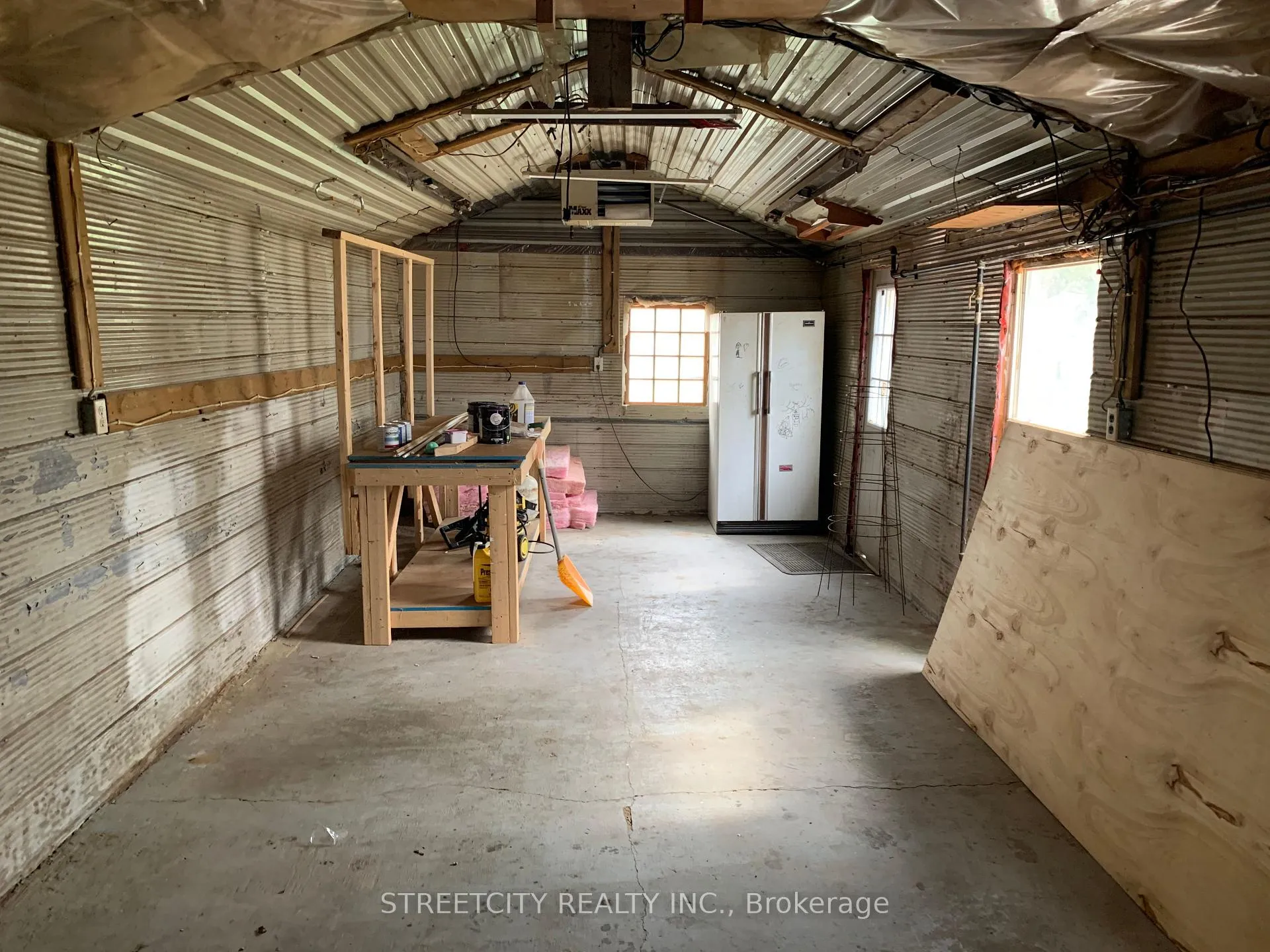 Photo 25 of 263 King Street N, Southwest Middlesex, Glencoe — HOMEH