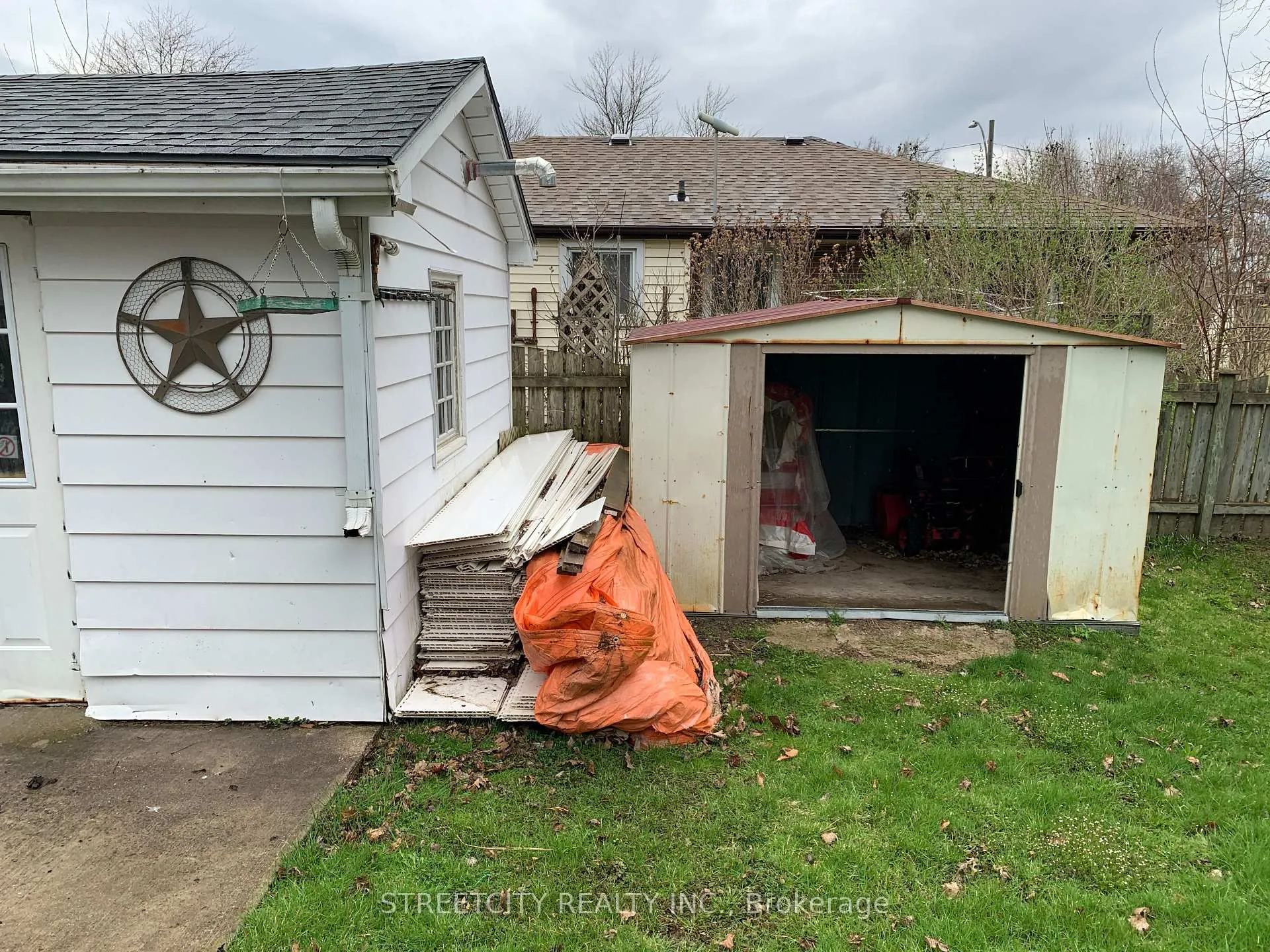 Photo 33 of 263 King Street N, Southwest Middlesex, Glencoe — HOMEH