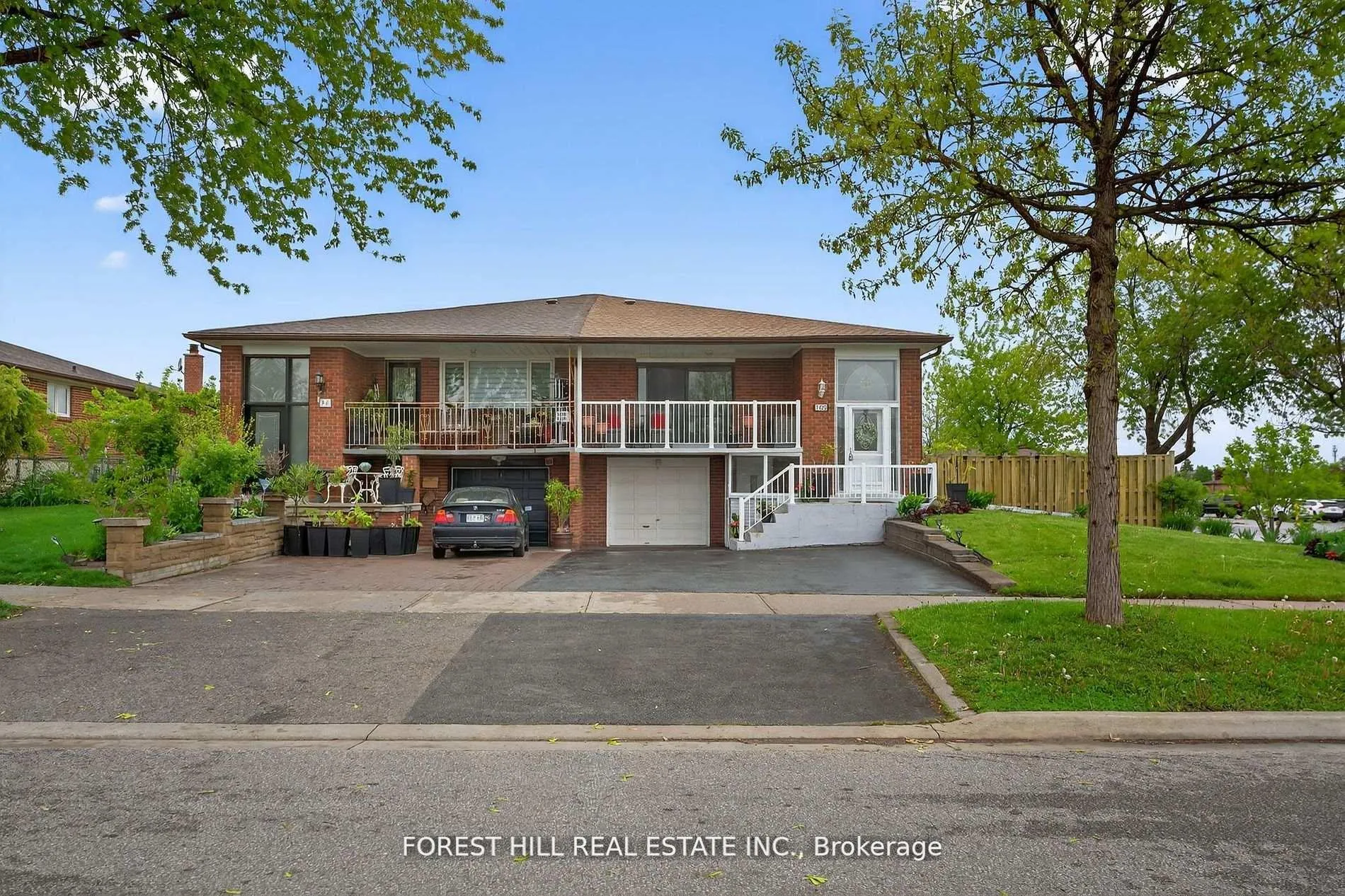 Photo 2 of 100 Andrew Park, Vaughan, West Woodbridge — HOMEH
