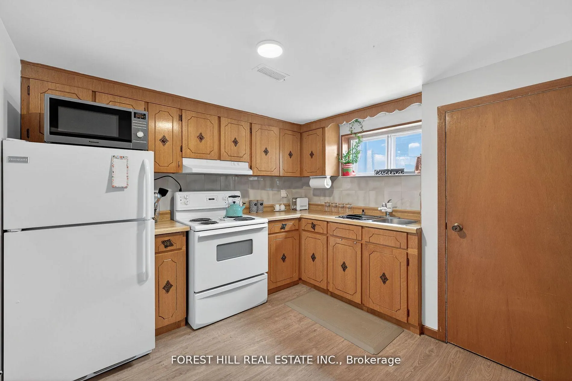 Photo 29 of 100 Andrew Park, Vaughan, West Woodbridge — HOMEH