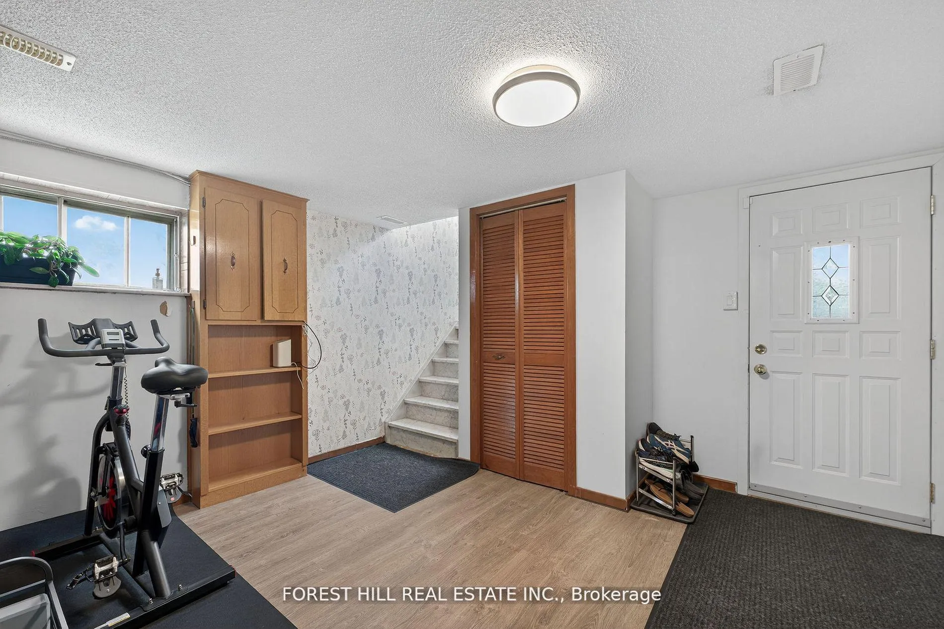 Photo 32 of 100 Andrew Park, Vaughan, West Woodbridge — HOMEH