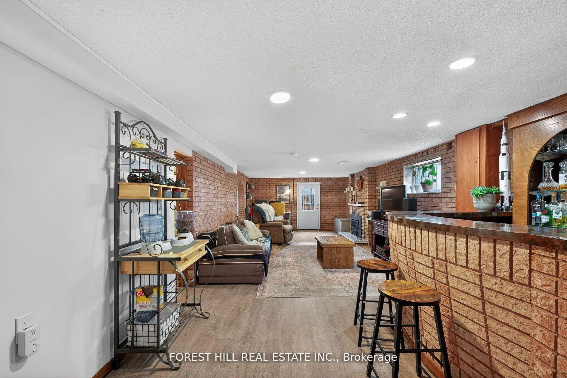 Photo 33 of 100 Andrew Park, Vaughan, West Woodbridge — HOMEH