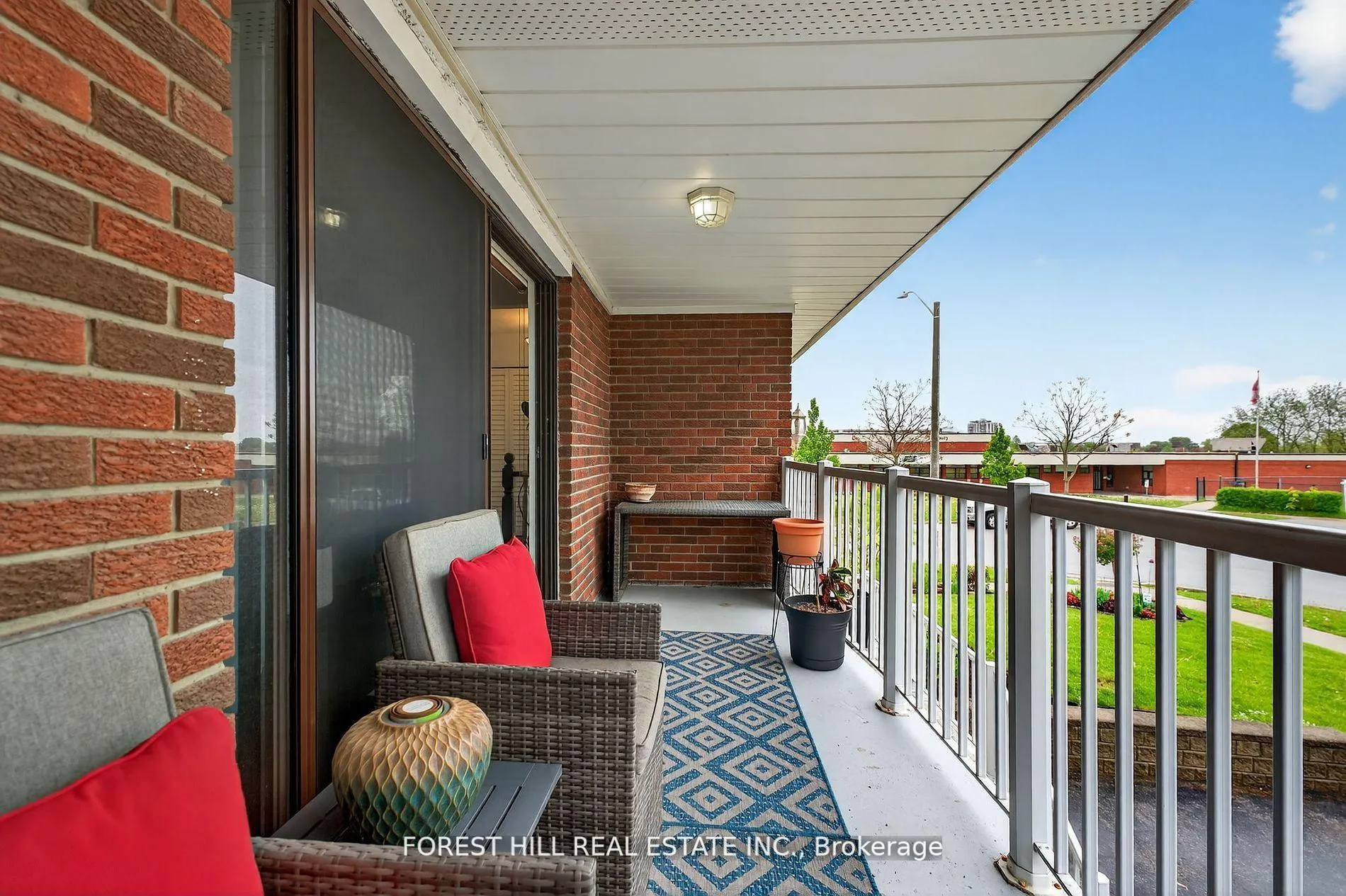 Photo 40 of 100 Andrew Park, Vaughan, West Woodbridge — HOMEH