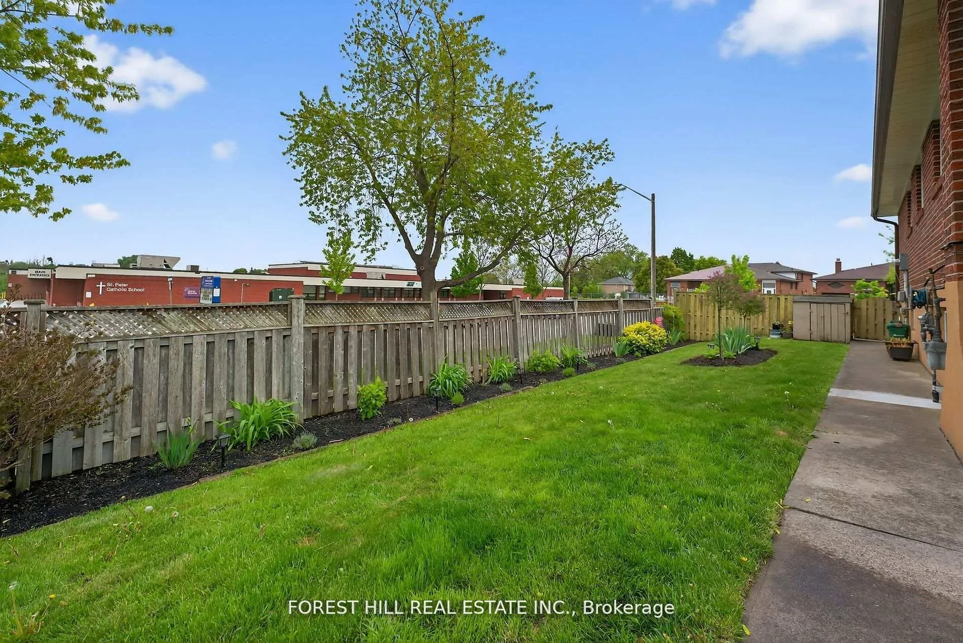 Photo 43 of 100 Andrew Park, Vaughan, West Woodbridge — HOMEH