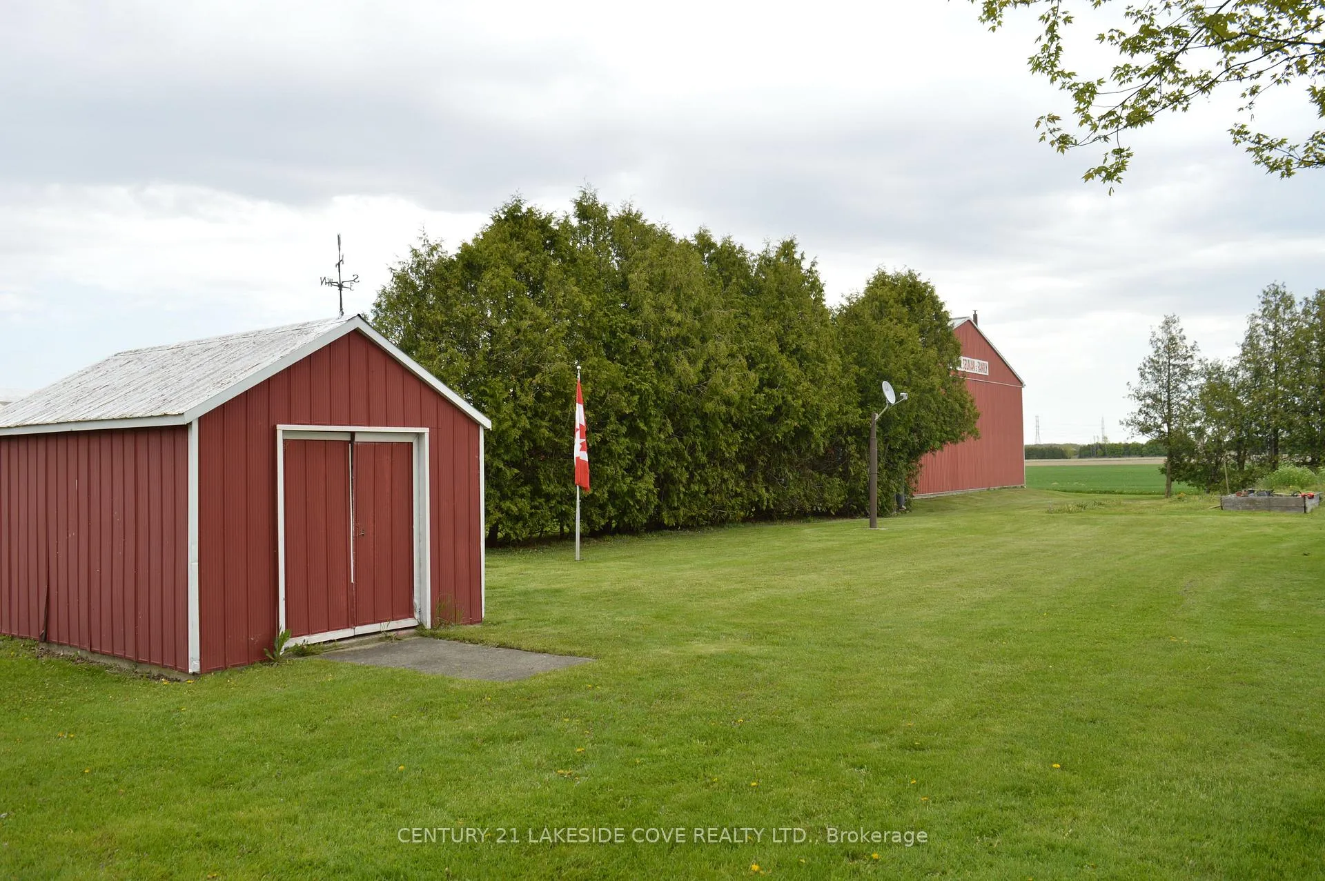 Photo 21 of 268 Courtright Line, St. Clair — HOMEH