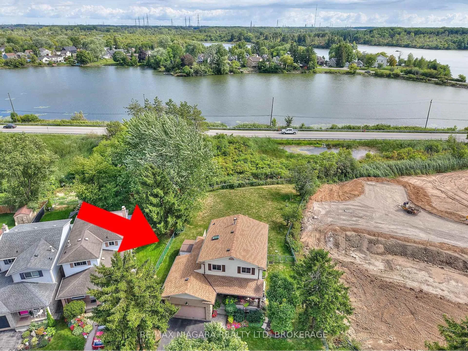 Photo 1 of 12 Lampman Crescent, Thorold, Confederation Heights — HOMEH