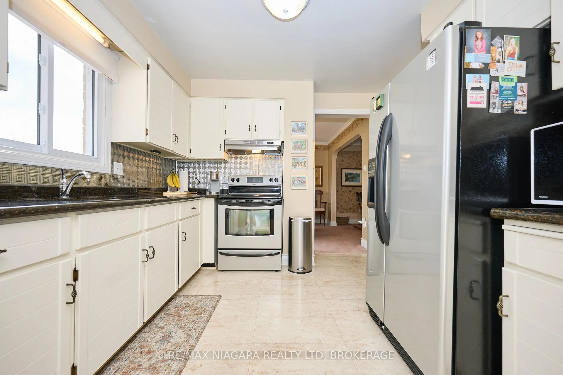Photo 5 of 12 Lampman Crescent, Thorold, Confederation Heights — HOMEH