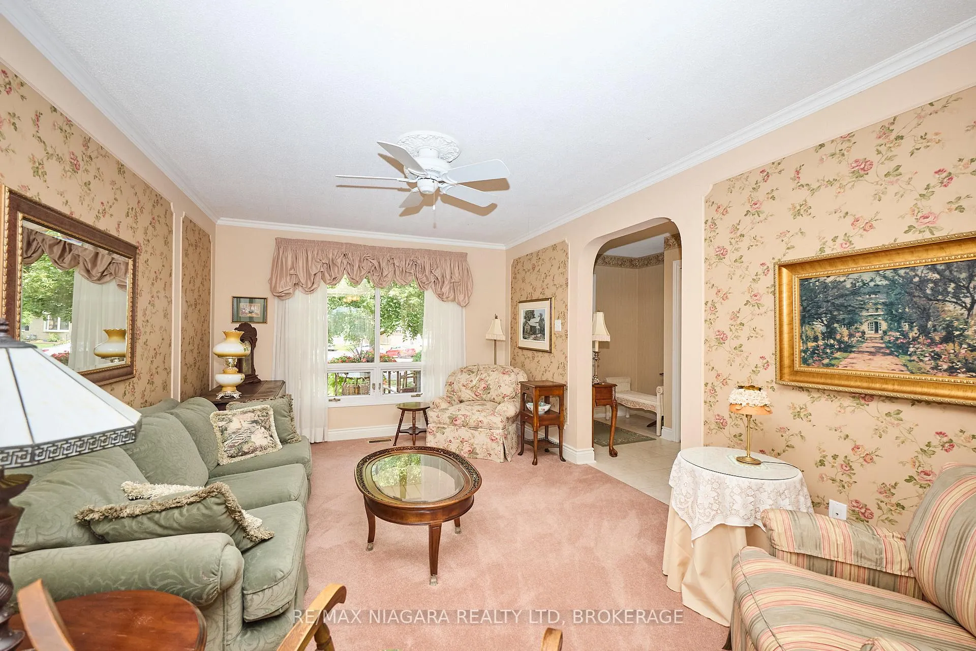 Photo 12 of 12 Lampman Crescent, Thorold, Confederation Heights — HOMEH