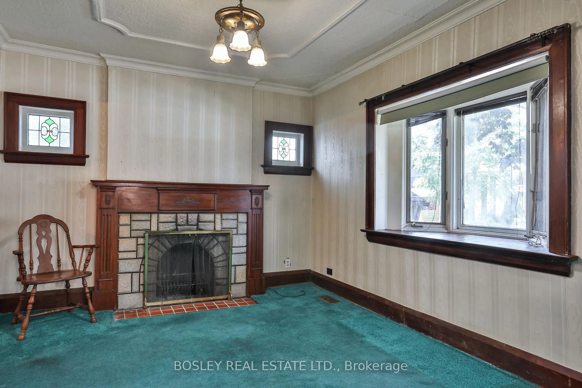 Photo 4 of 15 Whitewood Road, Toronto, Mount Pleasant East — HOMEH