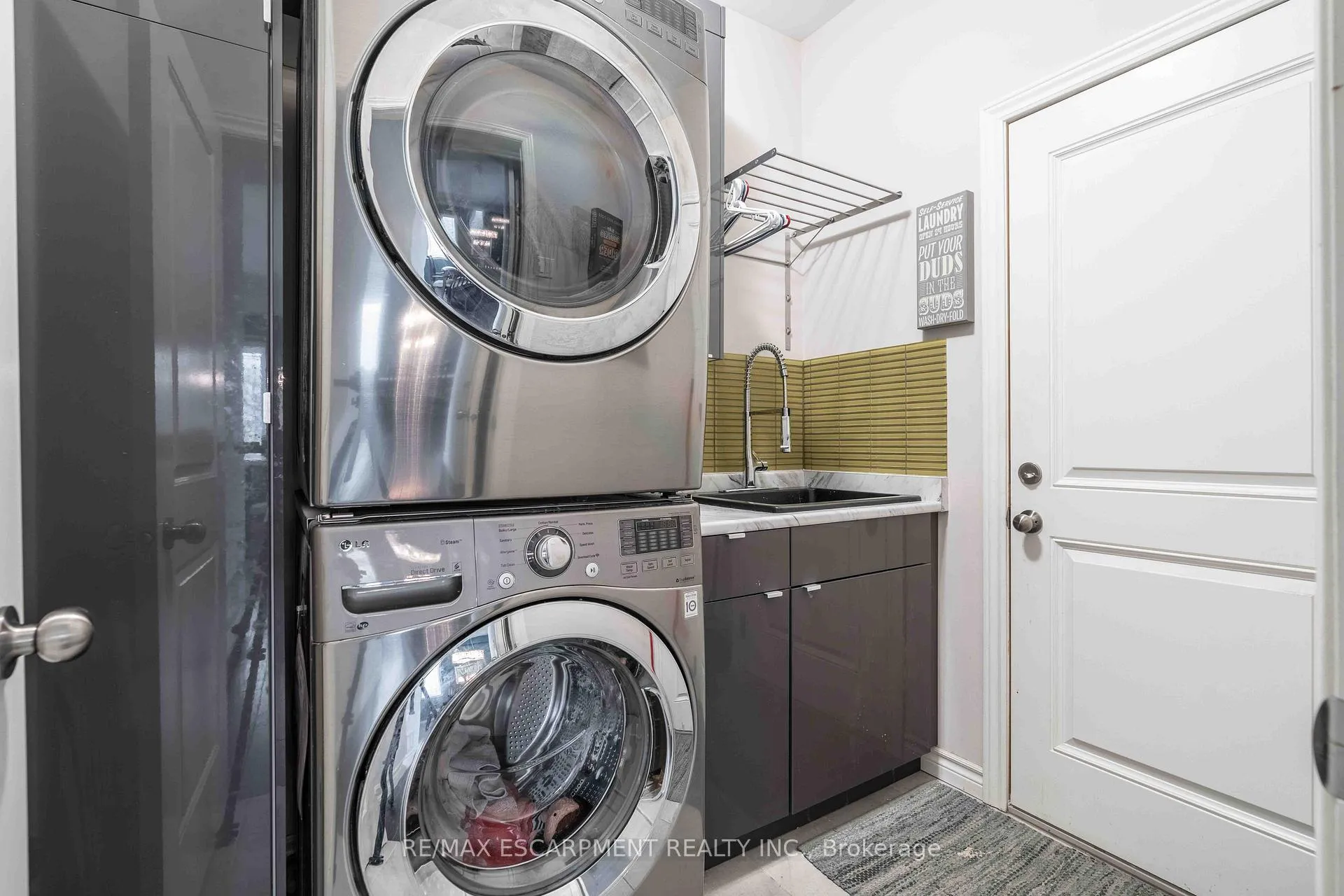 Photo 15 of 27 Purnell Drive, Hamilton, Gilbert — HOMEH