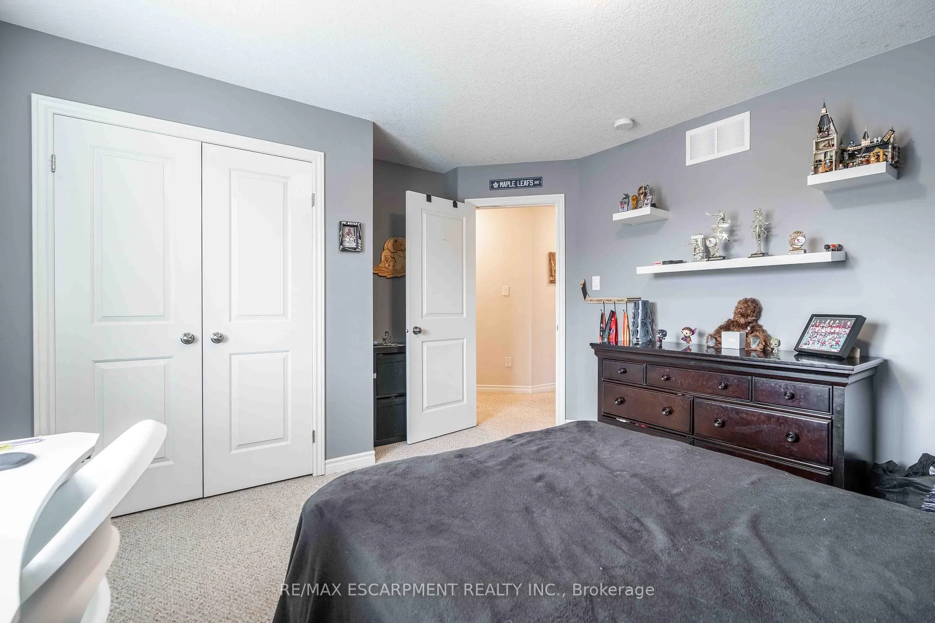 Photo 22 of 27 Purnell Drive, Hamilton, Gilbert — HOMEH