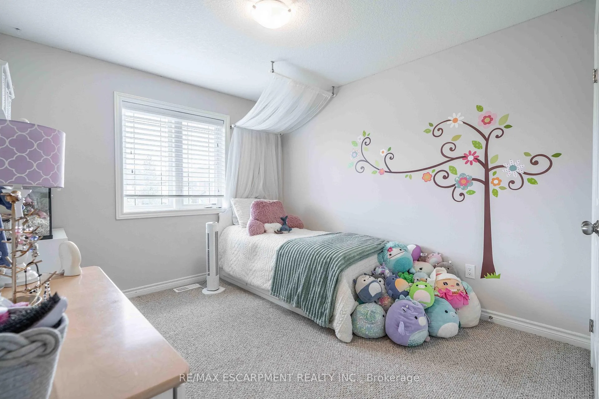 Photo 23 of 27 Purnell Drive, Hamilton, Gilbert — HOMEH
