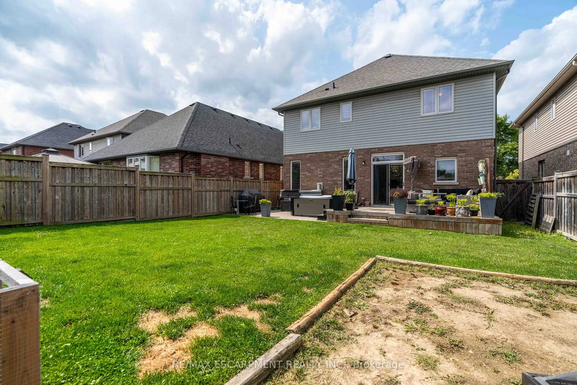 Photo 28 of 27 Purnell Drive, Hamilton, Gilbert — HOMEH
