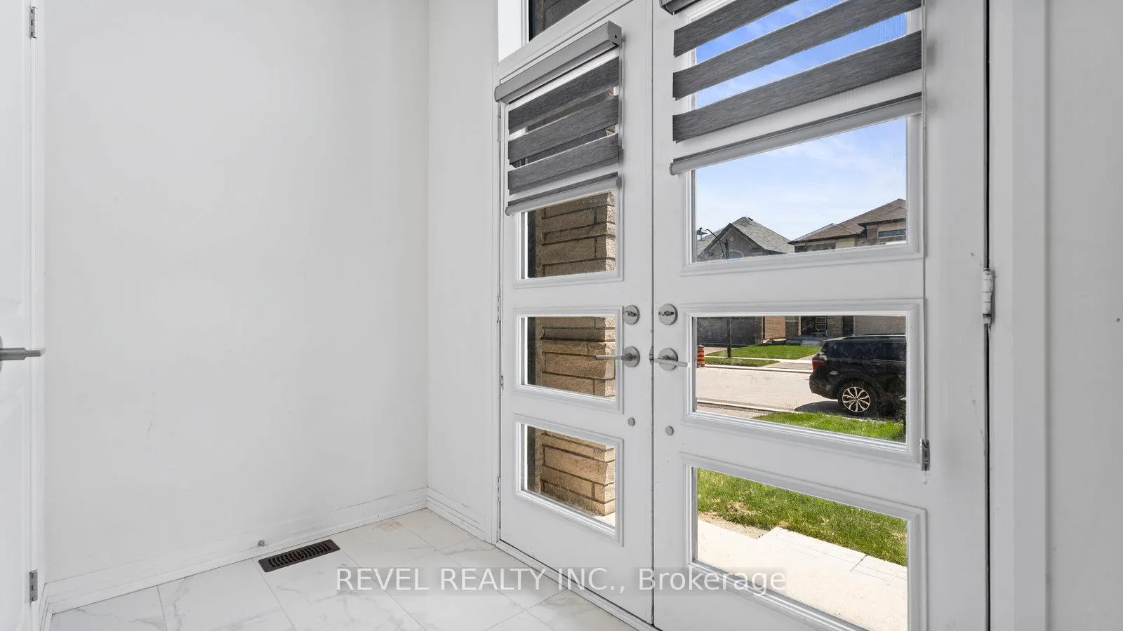 Photo 4 of 55 Hitchman Street, Brant, Paris — HOMEH