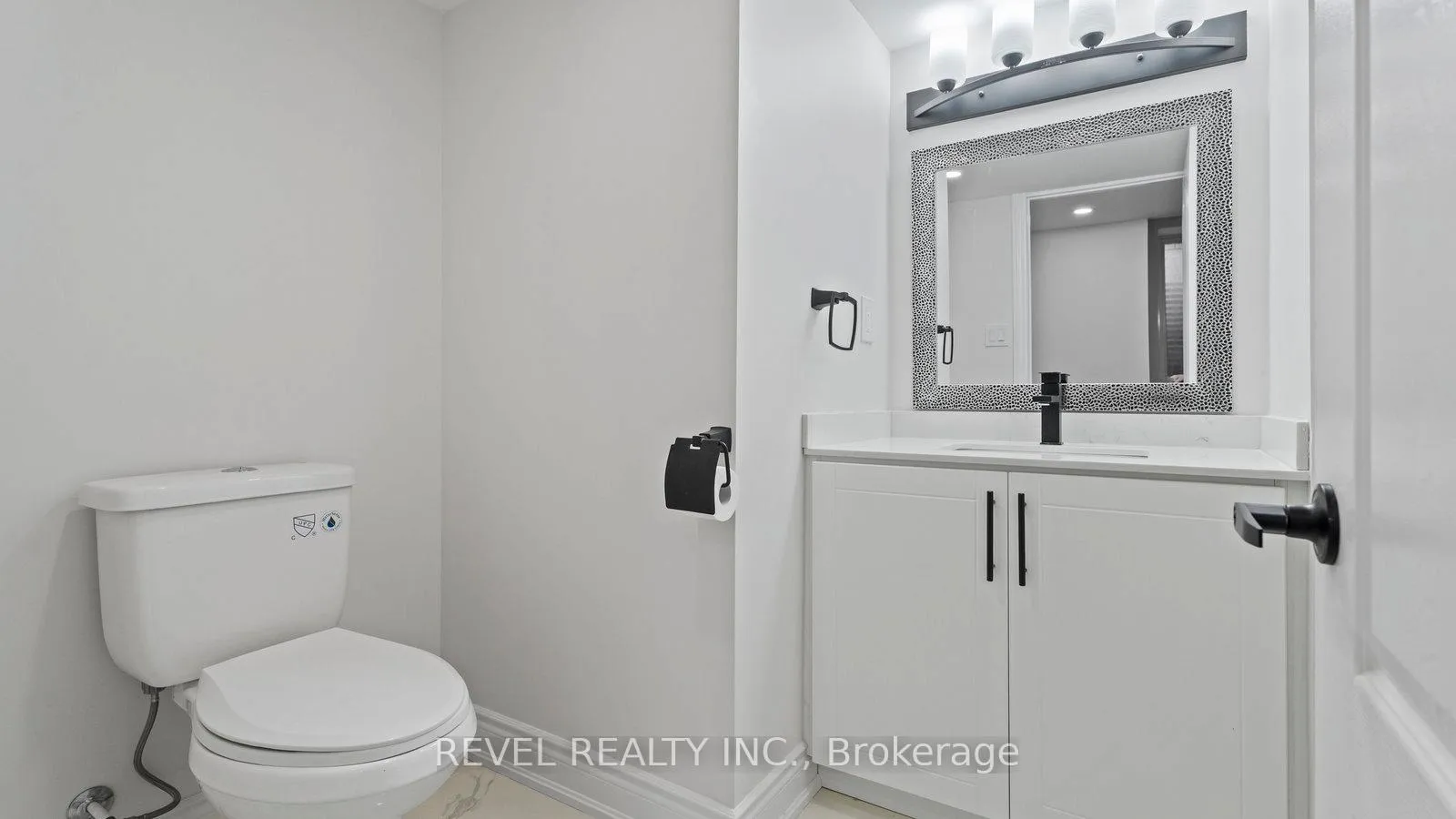 Photo 28 of 55 Hitchman Street, Brant, Paris — HOMEH