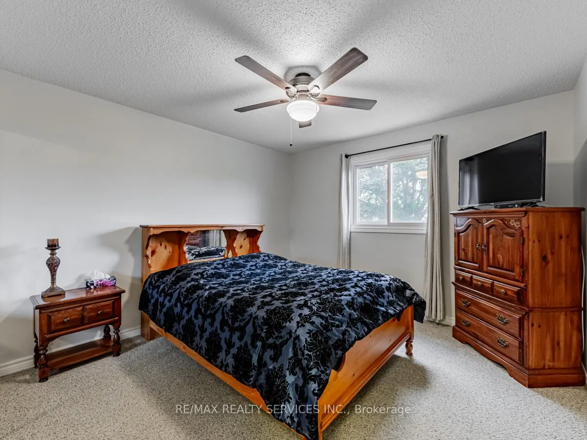 Photo 11 of 410 Sunset Boulevard, Clarington, Newcastle — HOMEH