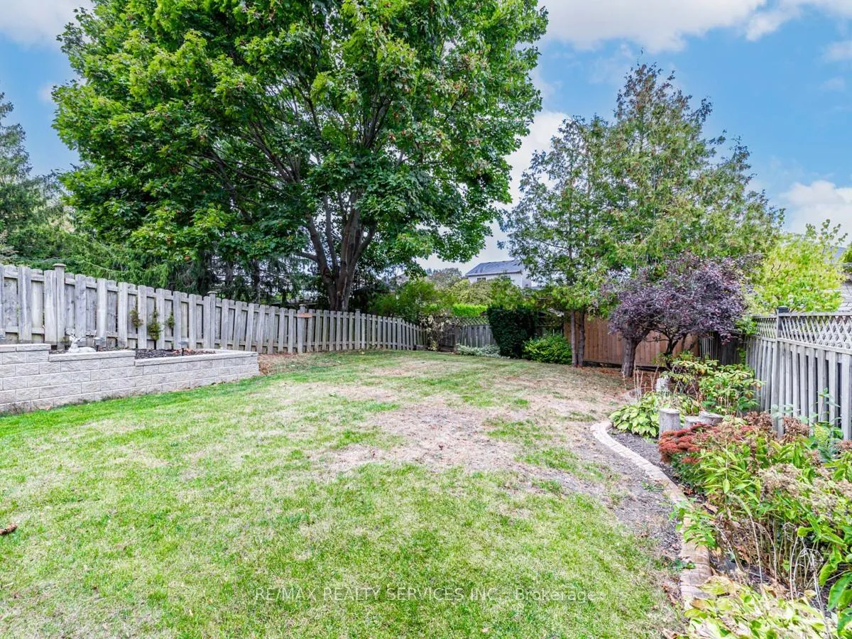 Photo 15 of 410 Sunset Boulevard, Clarington, Newcastle — HOMEH