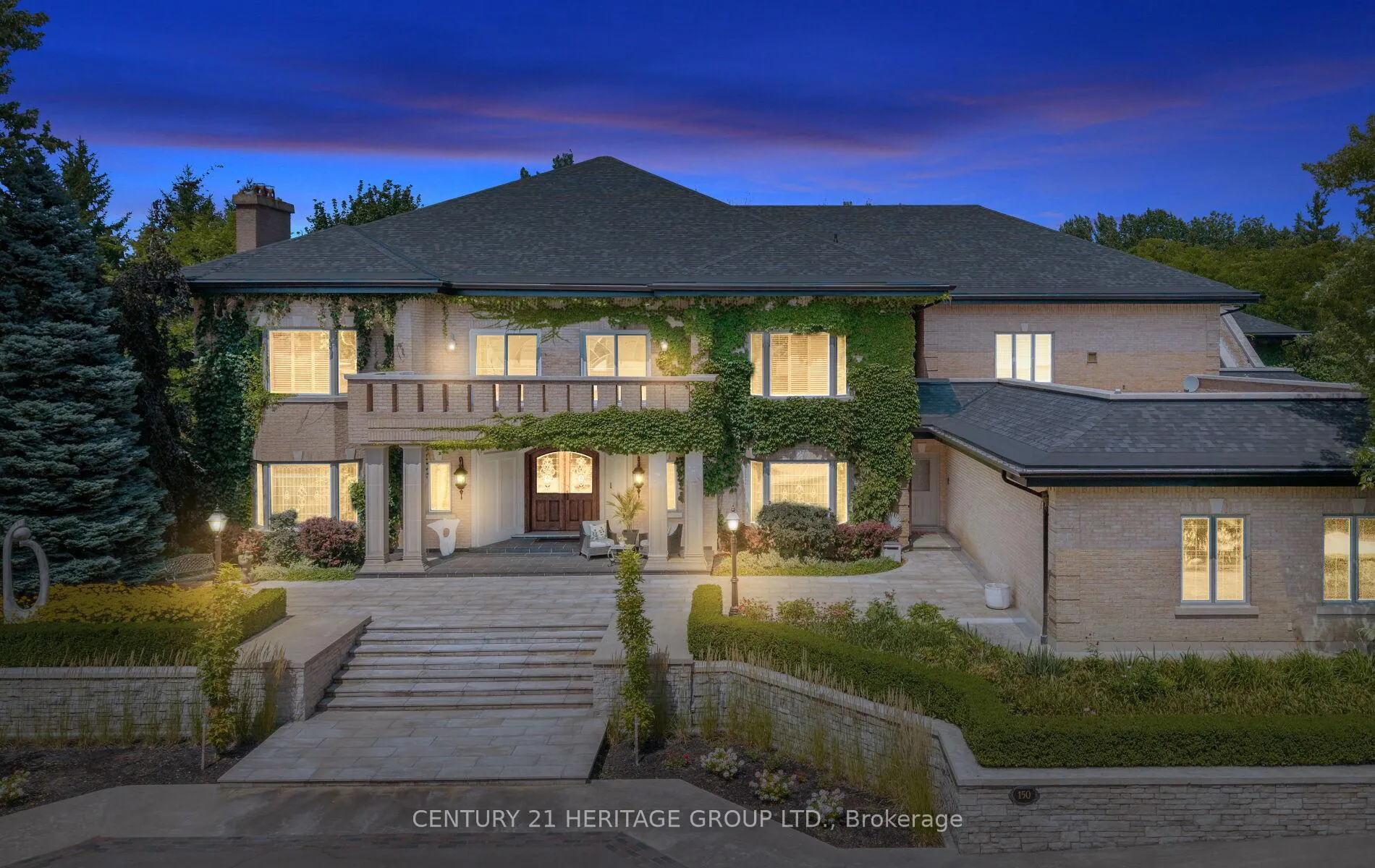 Photo 5 of 150 Collard Drive, King, King City — HOMEH