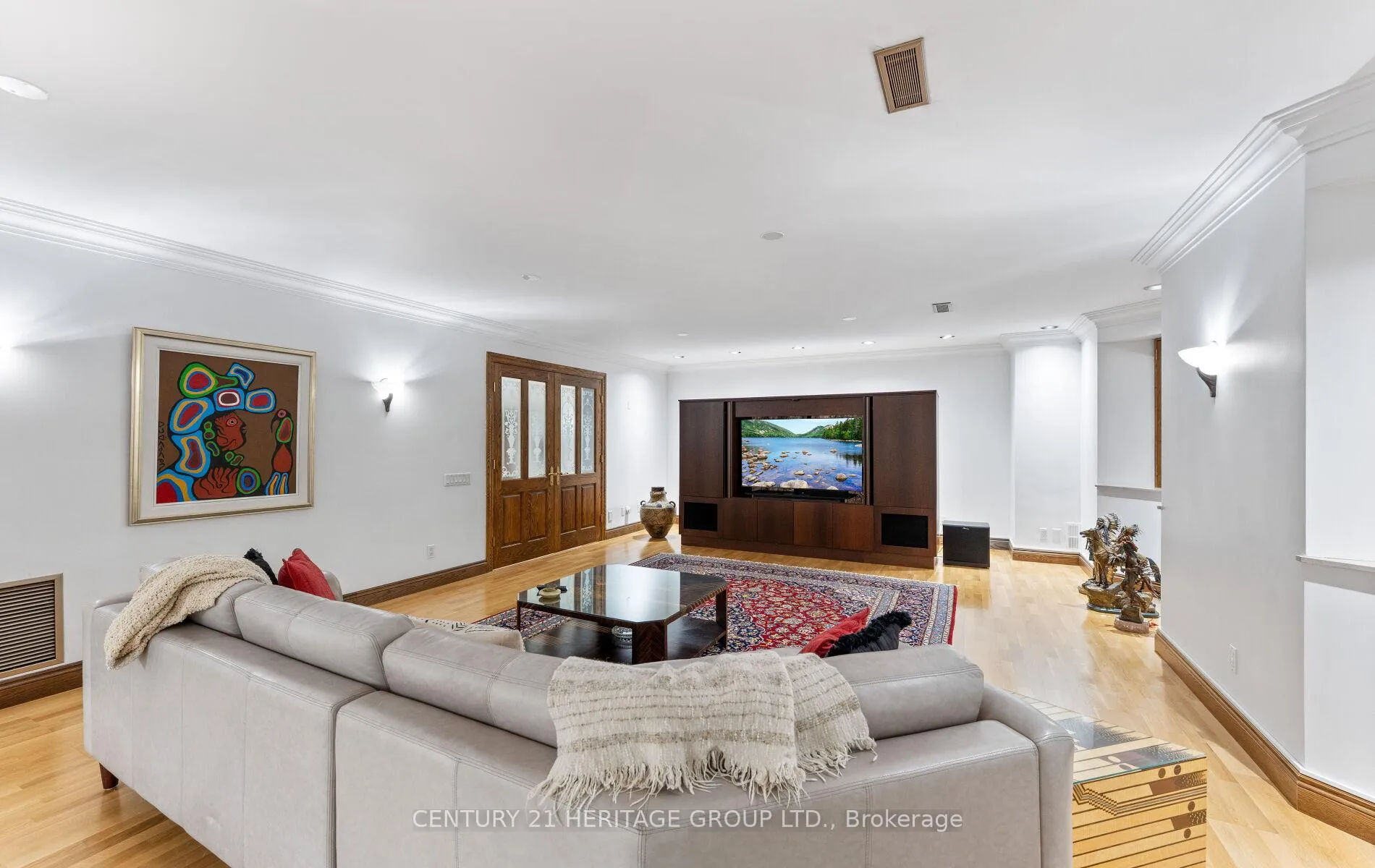 Photo 24 of 150 Collard Drive, King, King City — HOMEH