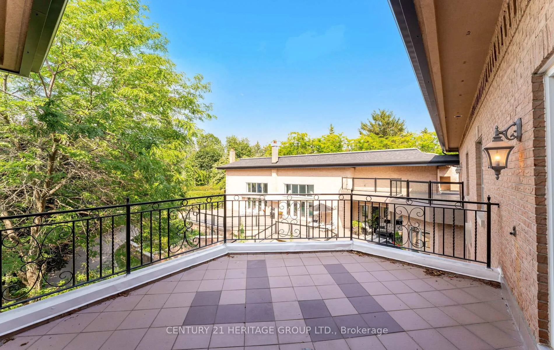 Photo 28 of 150 Collard Drive, King, King City — HOMEH