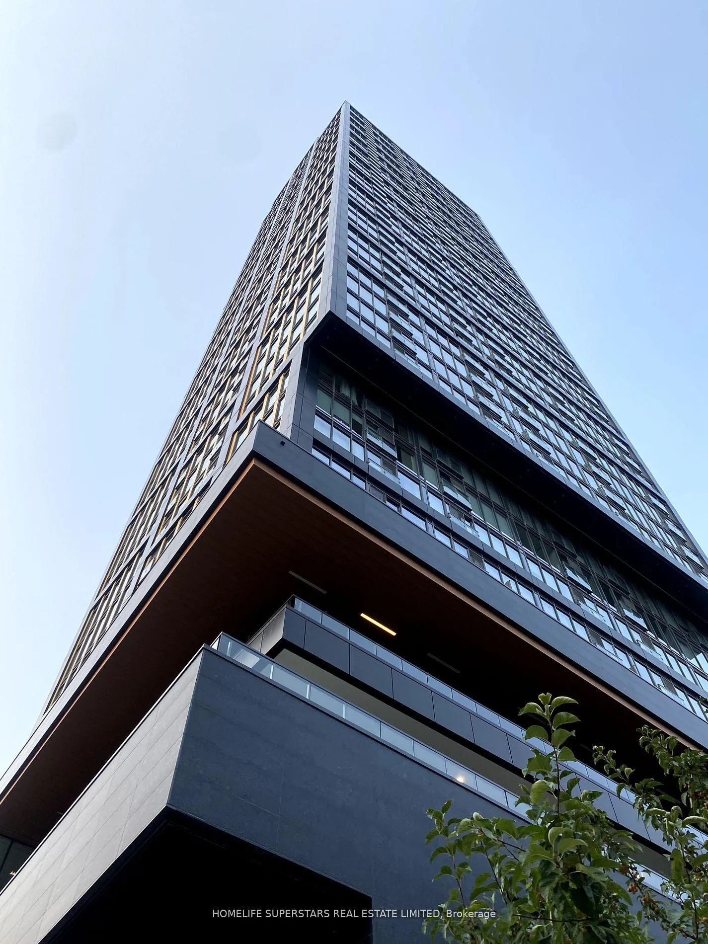 Front of Unit 5017, 319 Jarvis Street