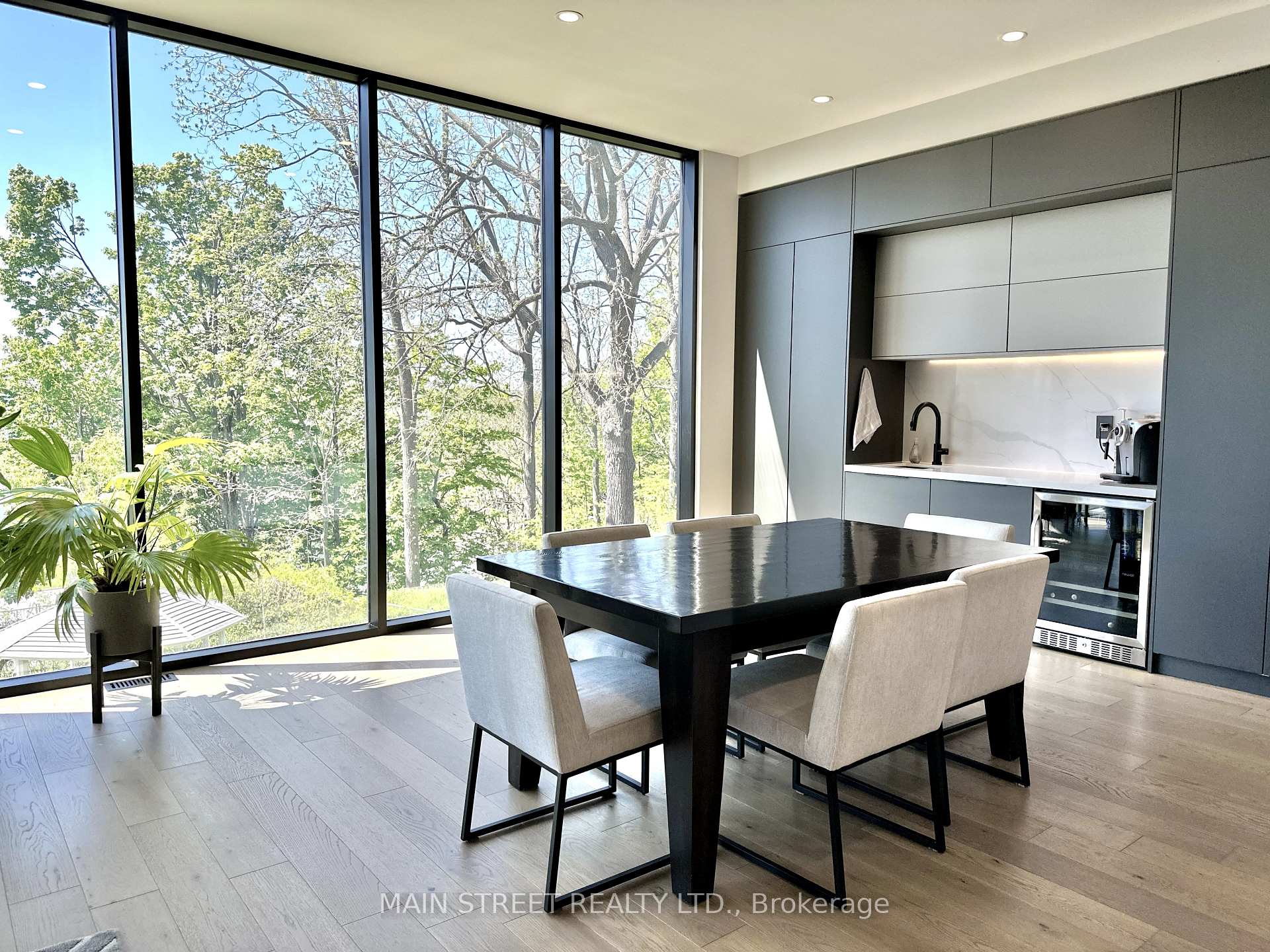 Photo 15 of 391 Codrington Street, Barrie, Codrington — HOMEH