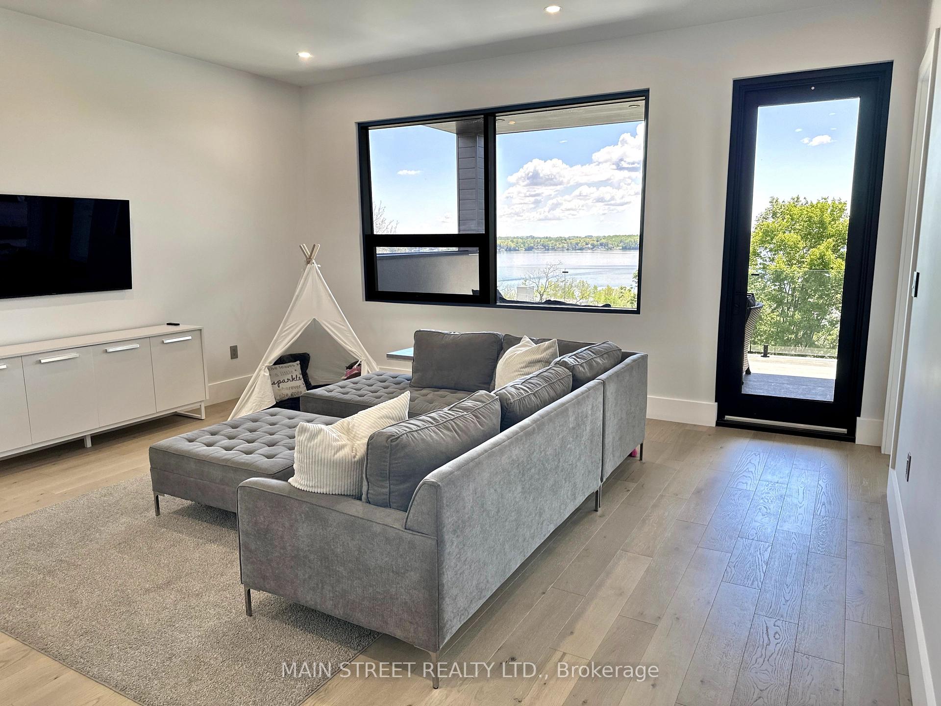 Photo 28 of 391 Codrington Street, Barrie, Codrington — HOMEH