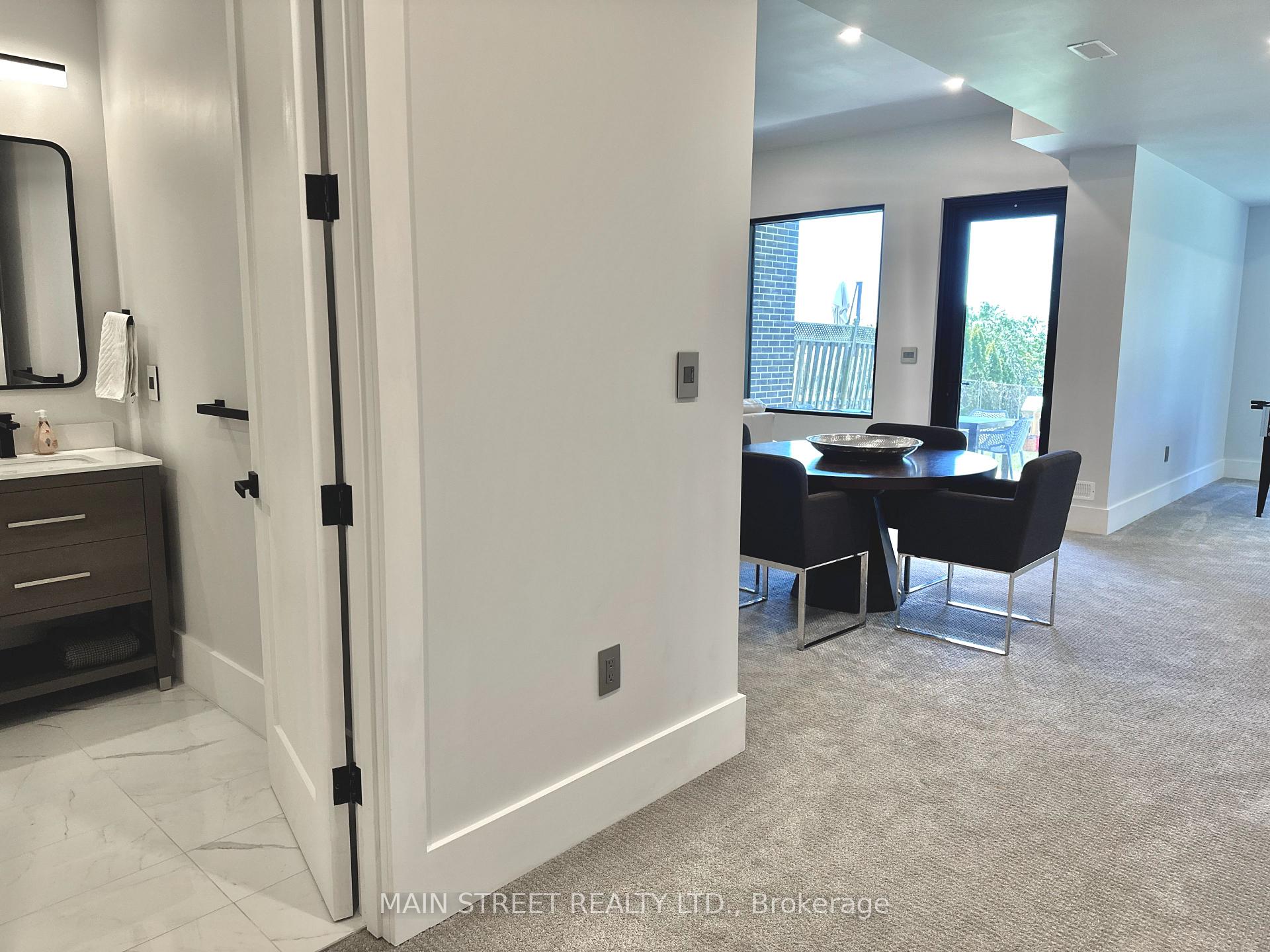 Photo 41 of 391 Codrington Street, Barrie, Codrington — HOMEH