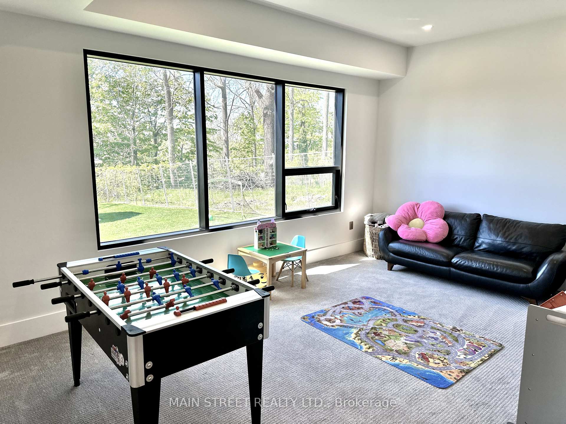 Photo 45 of 391 Codrington Street, Barrie, Codrington — HOMEH