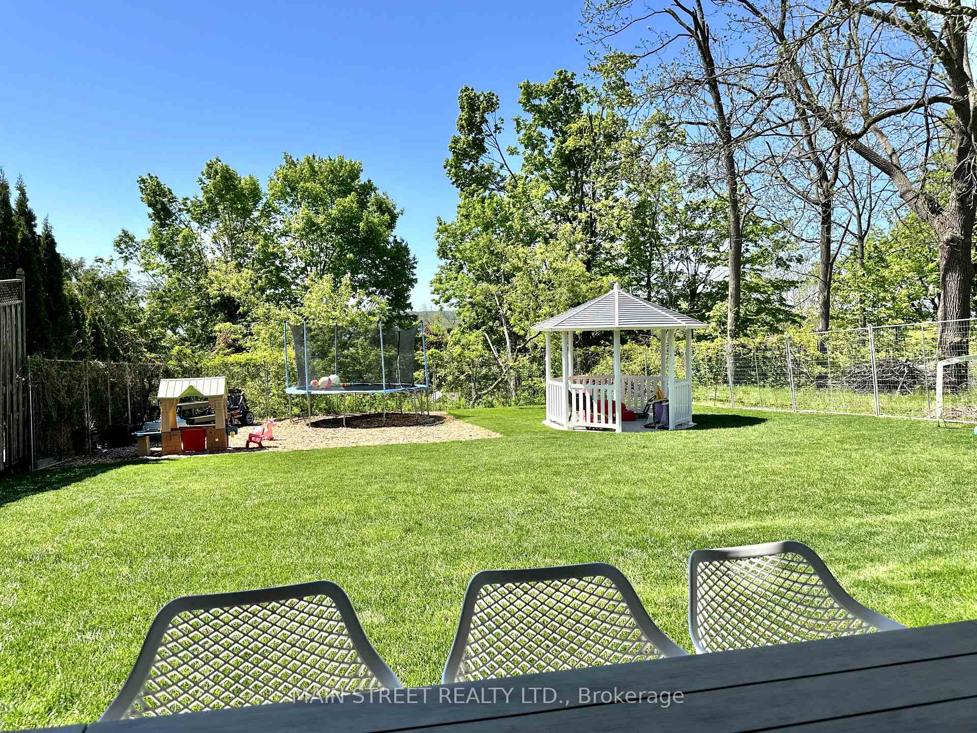 Photo 47 of 391 Codrington Street, Barrie, Codrington — HOMEH