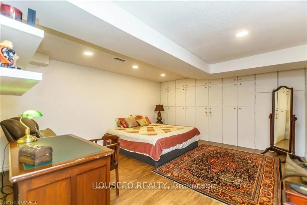 Photo 21 of 2487 Wyatt Street, Oakville, West — HOMEH