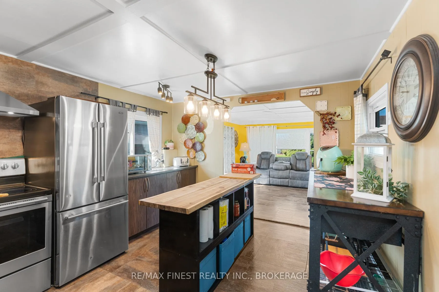 Photo 10 of 7 Clubhouse Drive, Kingston, Rideau — HOMEH