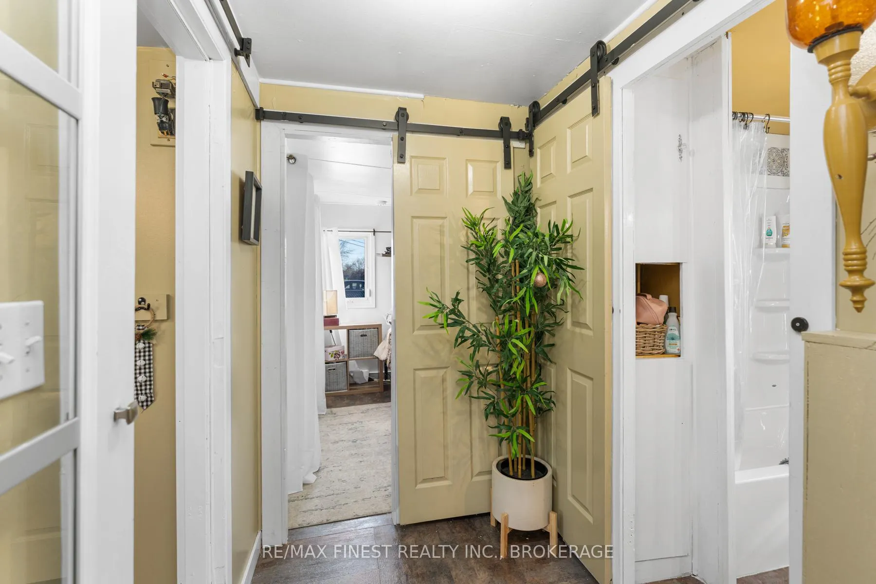 Photo 19 of 7 Clubhouse Drive, Kingston, Rideau — HOMEH