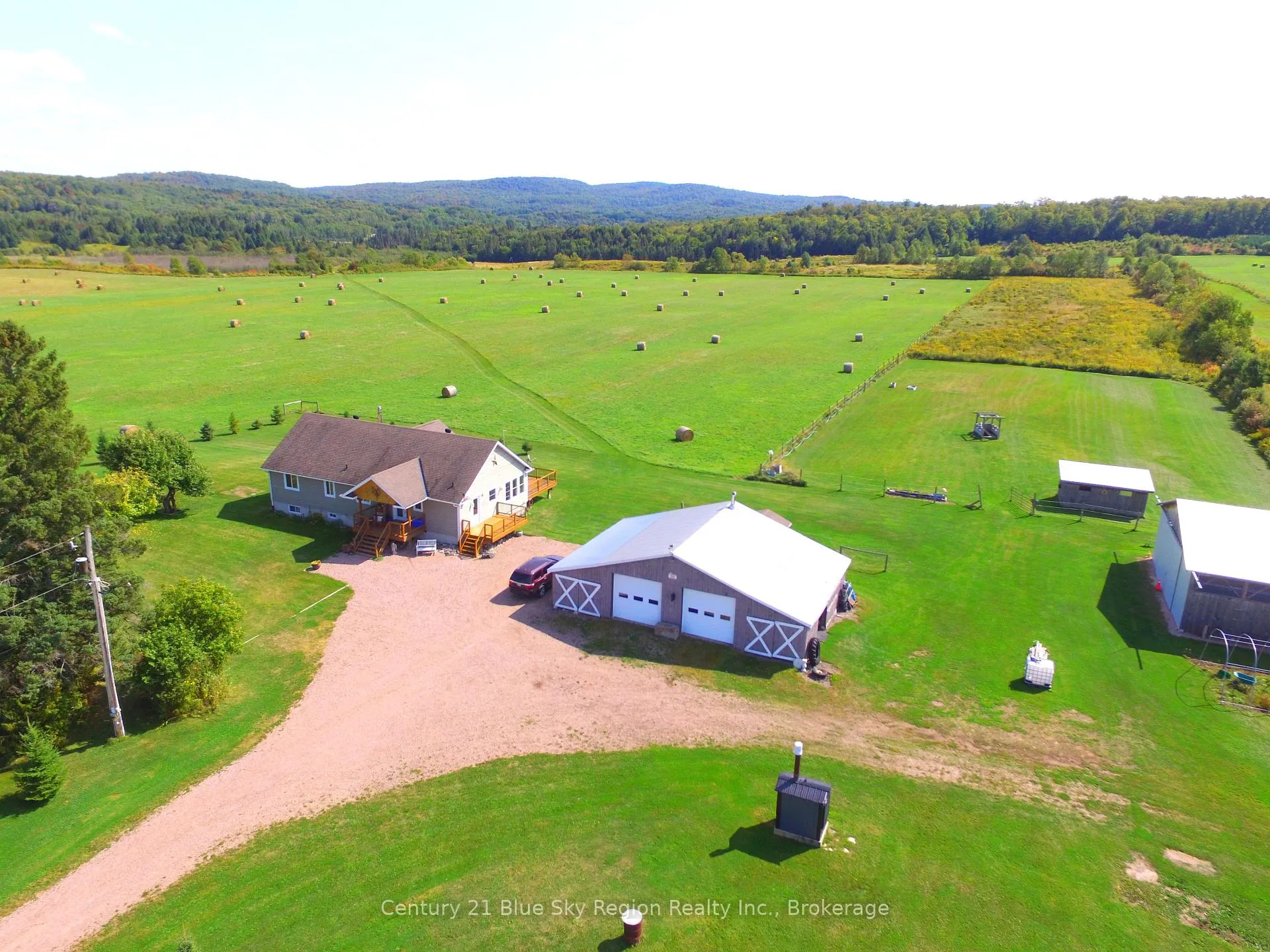 Photo 3 of 167 English Line, Powassan — HOMEH