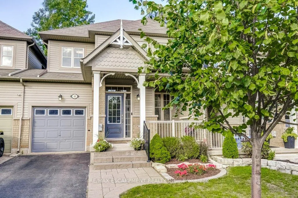 Photo 2 of 45 Cathedral Street, Hamilton, Waterdown — HOMEH