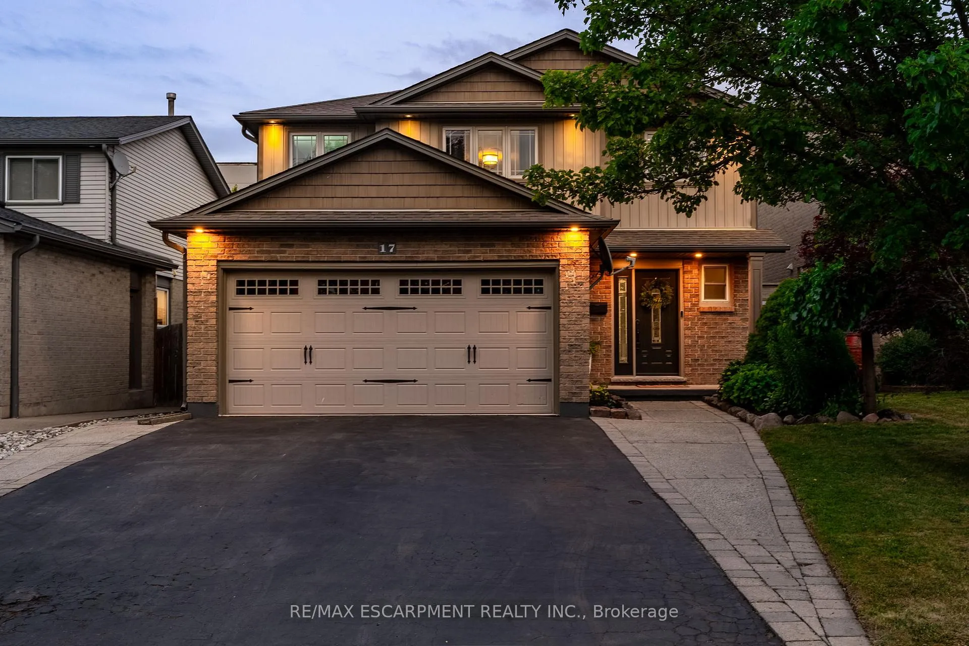 Photo 4 of 17 Tami Crescent, Grimsby, Grimsby West — HOMEH