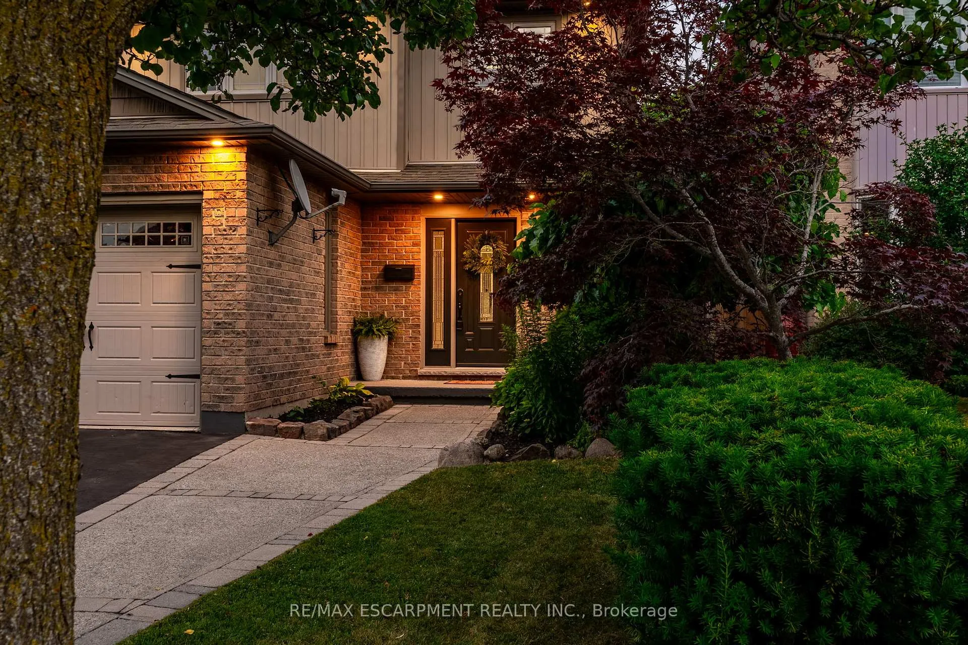 Photo 5 of 17 Tami Crescent, Grimsby, Grimsby West — HOMEH