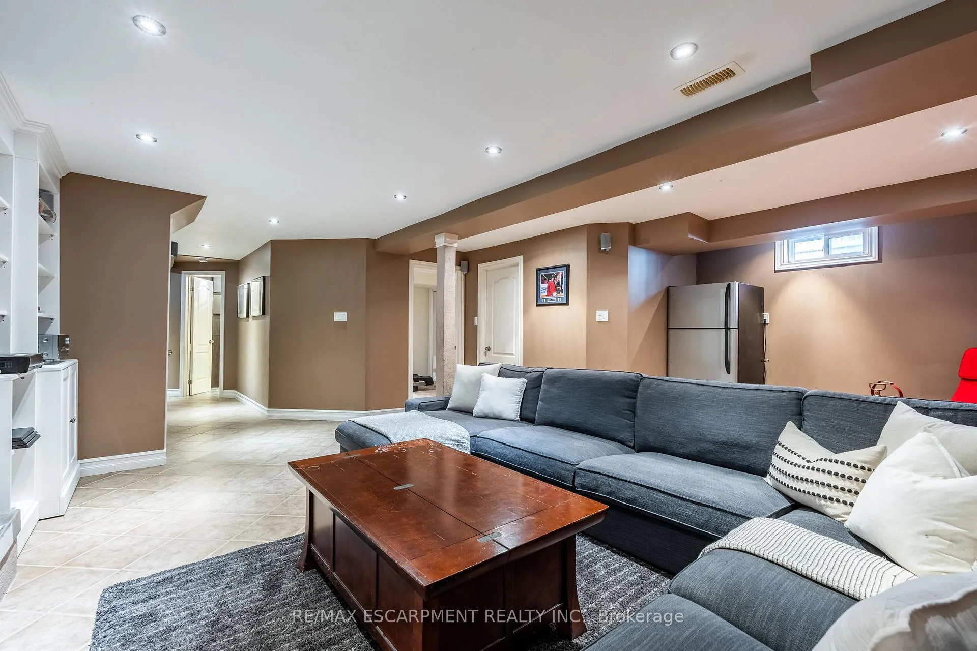 Photo 47 of 17 Tami Crescent, Grimsby, Grimsby West — HOMEH