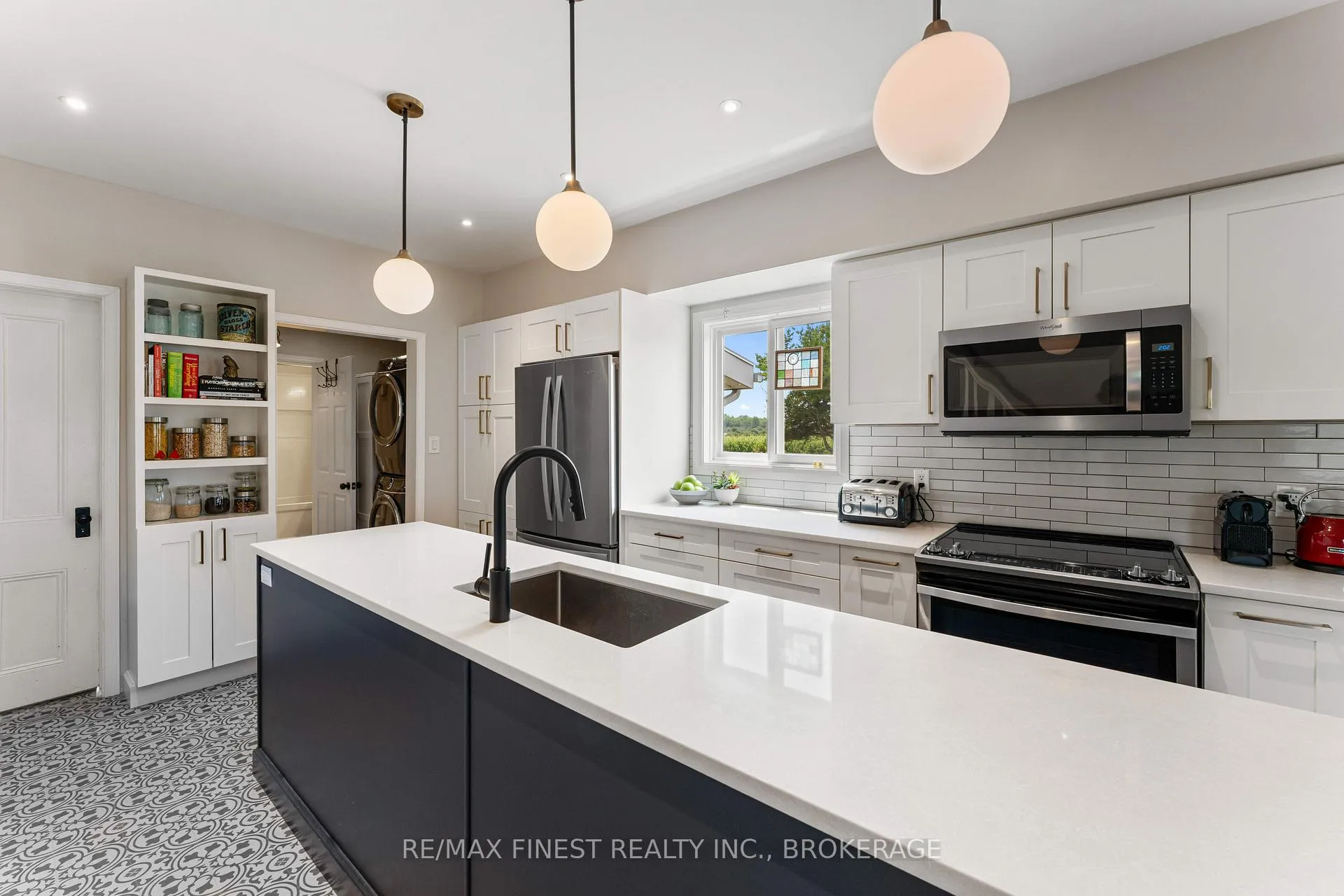 Photo 5 of 972 Danforth Road, Prince Edward County, Hillier Ward — HOMEH